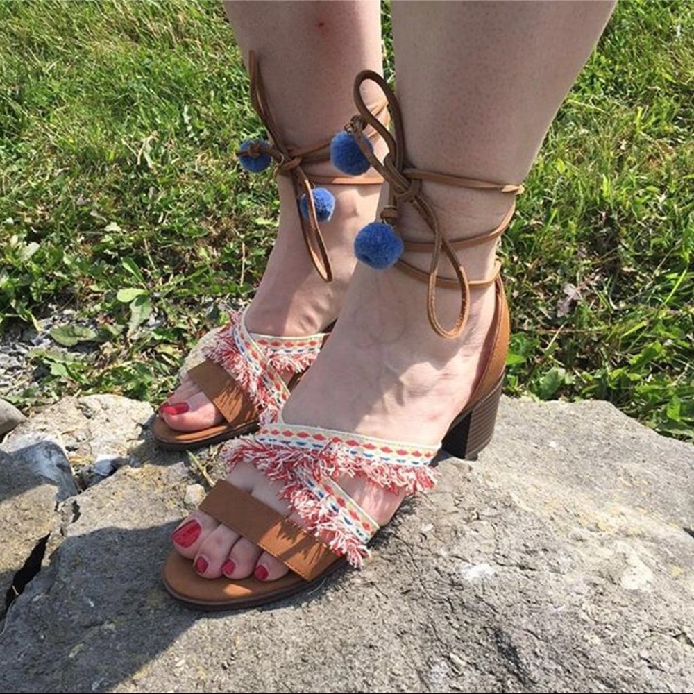Leather Stylish Bohemian Pom Pom Block Heel Sandal - Picture 3 of 5